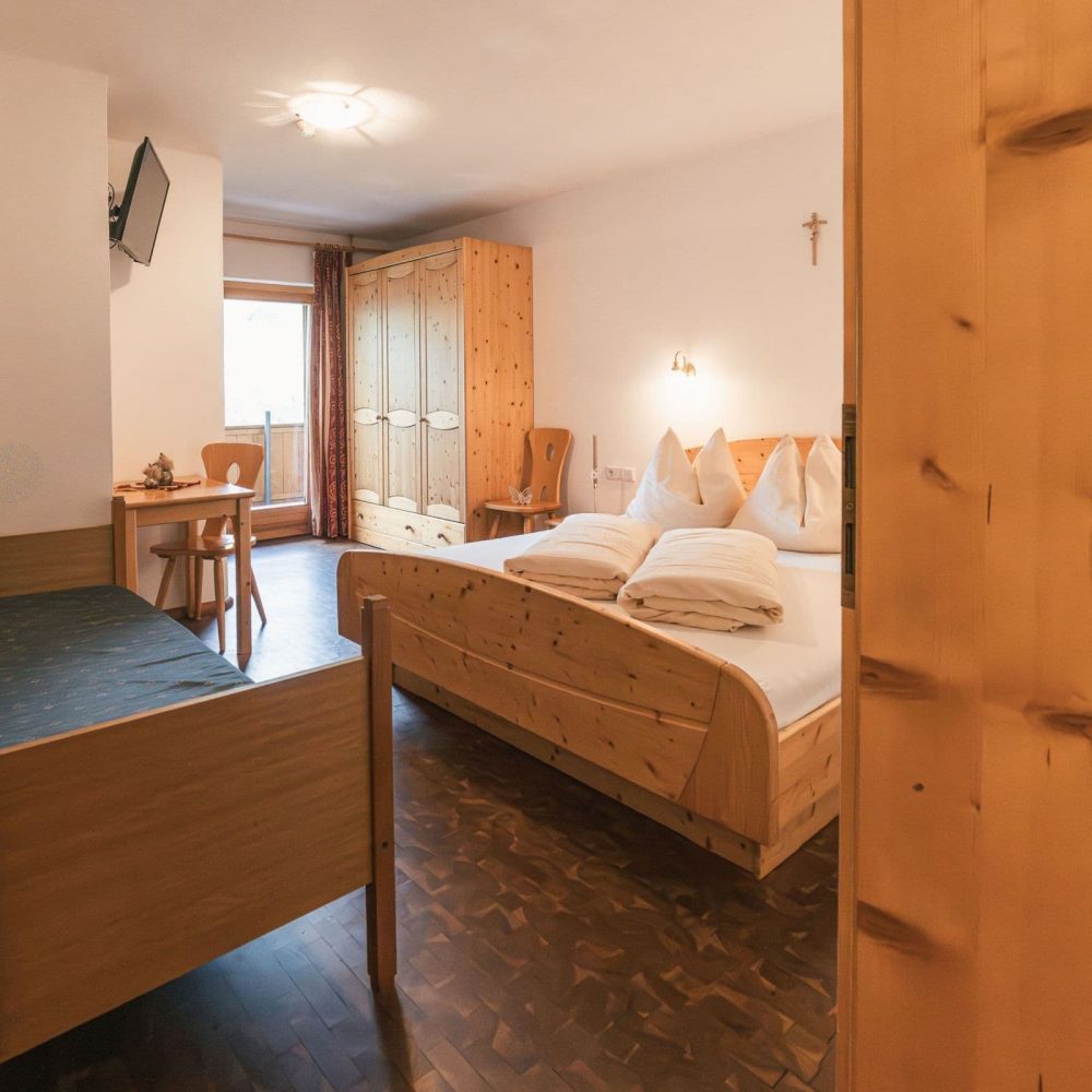 pension-wiesenhof-suedtirol-wipptal-pfulters-freienfeld-sterzing-urlaub-mountainbike-familienurlaub-zimmer-halbpension-skigebiet-rodelbahn (34)